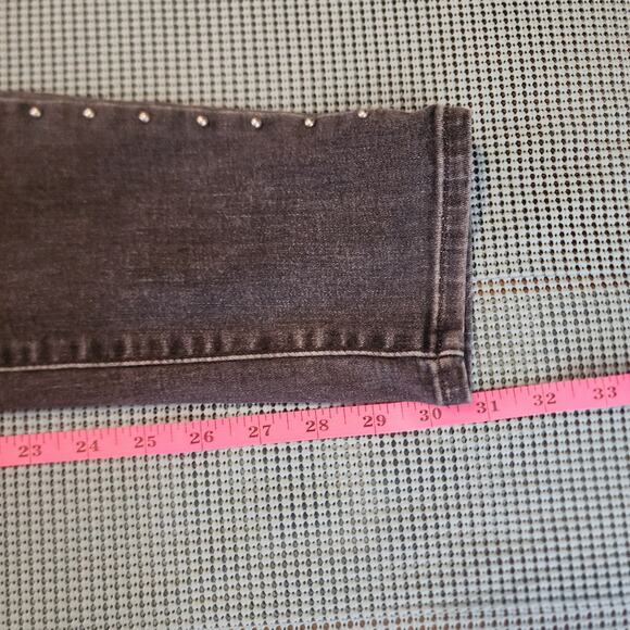 Levi's 311 Black Studded Shaping Skinny Jeans Size 27, Whiskered Denim - Picture 4 of 5